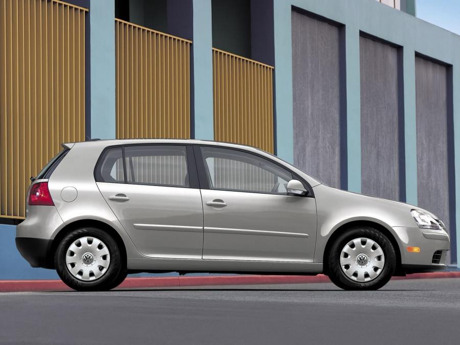  Volkswagen Golf Rabbit 5-Door 2006 года  (фото 22 из 26)